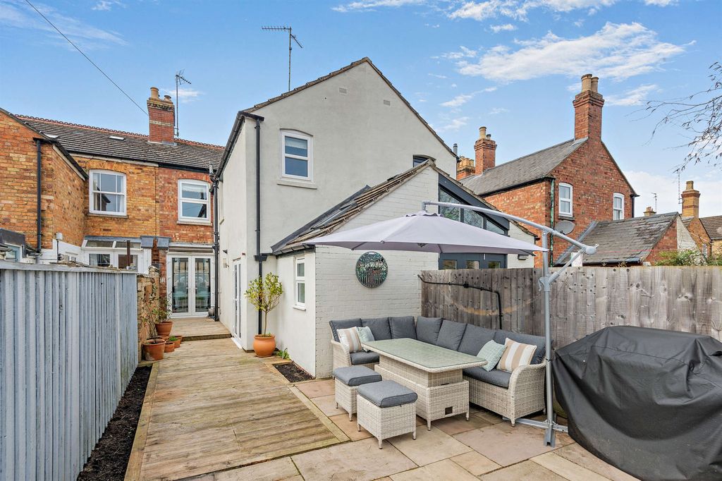 Additional image 8 of 3 bed terraced house for saleKings Road, Stamford PE9
