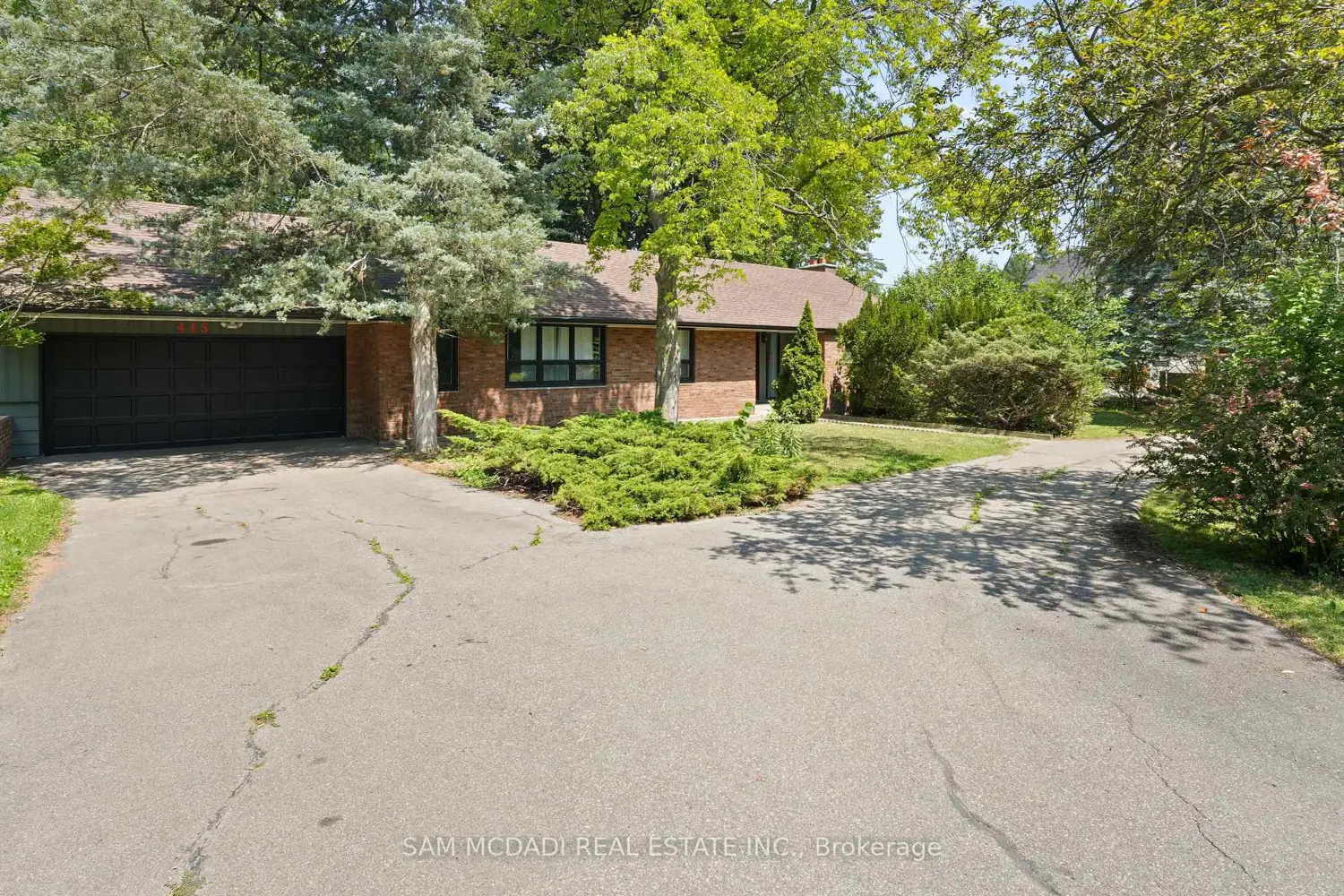 Additional image 9 of 415 Country Club Crescent