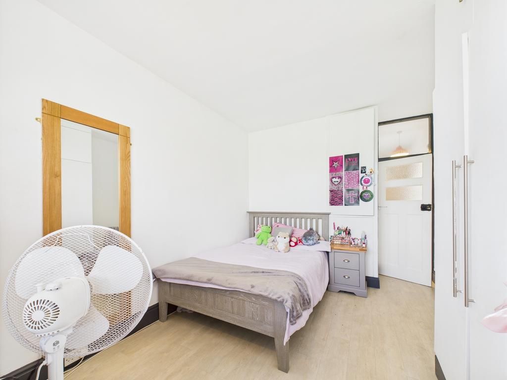 Additional image 26 of 5 bed semi-detached house for saleMeadhurst Road, Leicester LE3