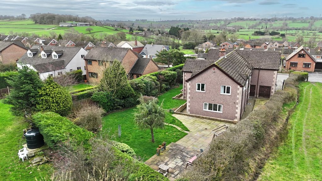 5 bed detached house for saleFolly Lane, Cheddleton ST13