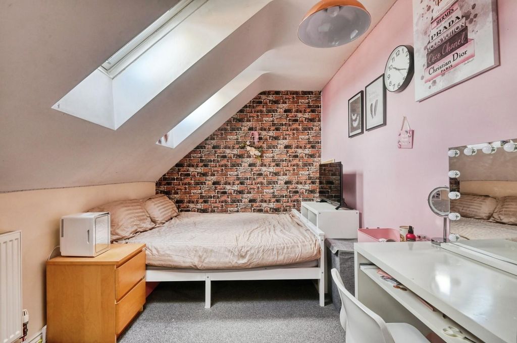 Additional image 14 of 4 bed terraced house for saleTame Close, Wilnecote, Tamworth B77