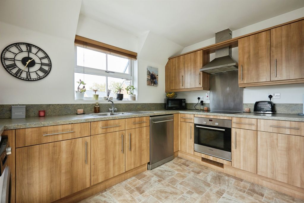 Additional image 14 of 2 bed flat for salePilgrims Way, Laverstock, Salisbury SP1