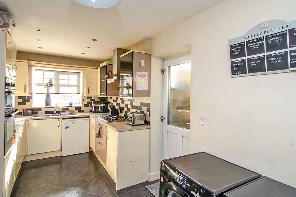 Additional image 4 of 4 bed detached house for saleOakdene Close, Hednesford, Cannock WS12