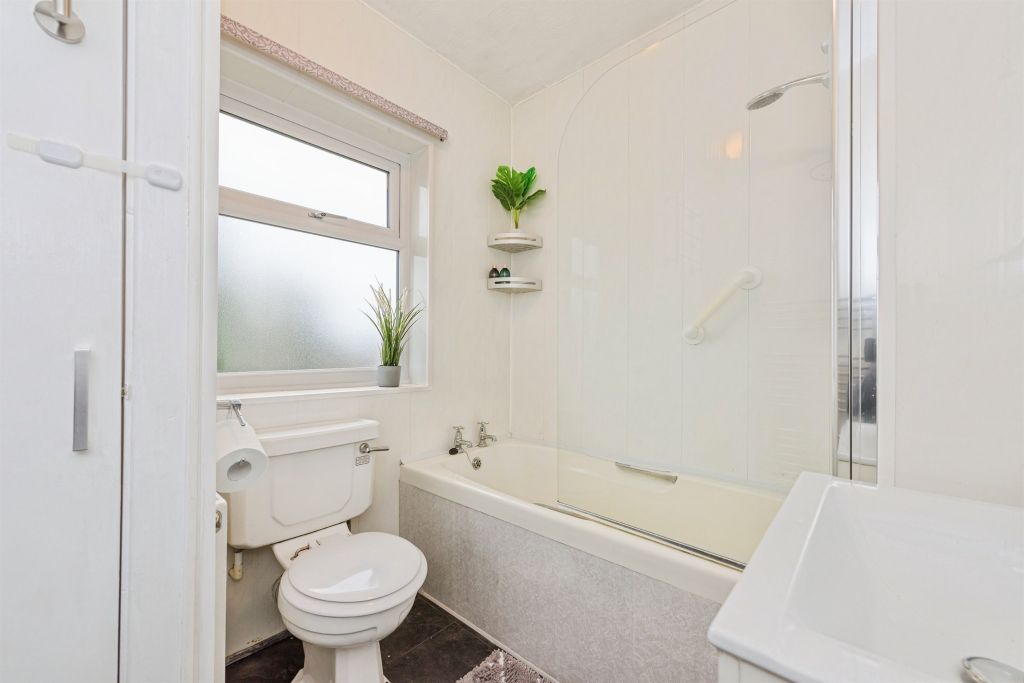 Additional image 10 of 3 bed semi-detached house for saleDormer Avenue, Tamworth B77