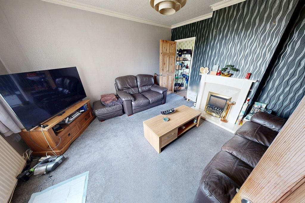 Additional image 3 of 3 bed semi-detached house for saleSharmon Crescent, Leicester LE3