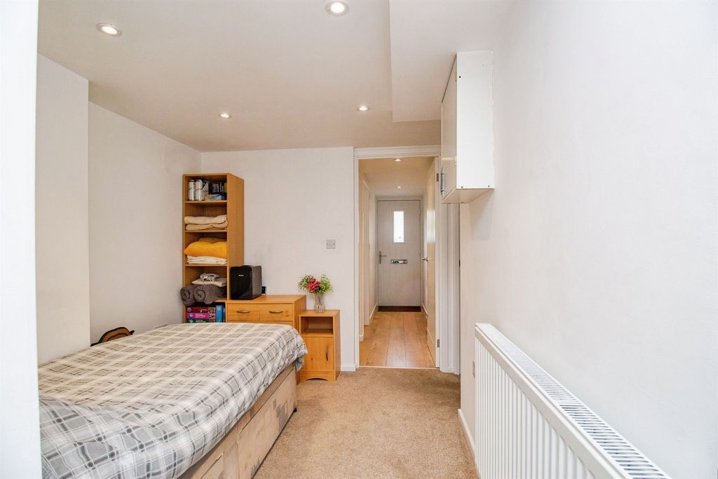 Additional image 10 of 4 bed link detached house for saleBradshaw Way, Stafford ST16