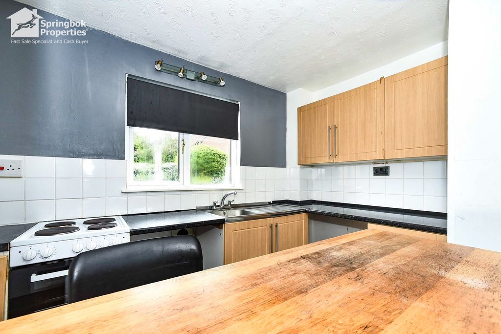 Additional image 5 of 1 bed flat for saleHighgrove Close, Calne, Wiltshire SN11