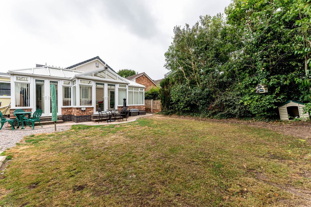 Additional image 15 of 4 bed bungalow for sale40 Gilwell Road, Rugeley WS15