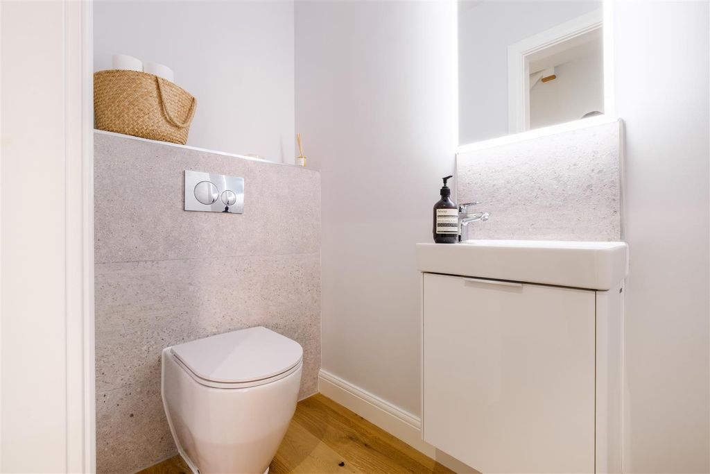 Additional image 20 of 4 bed detached house for saleDumore Hay Lane, Fradley WS13