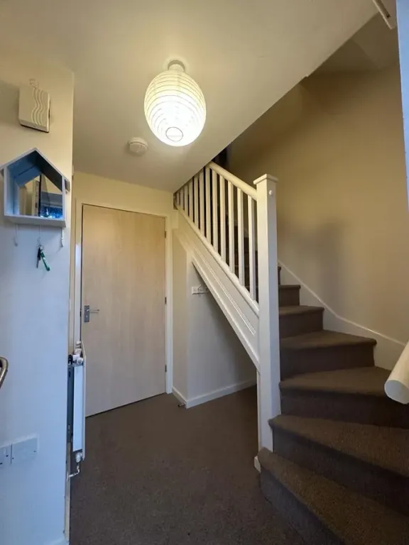 1 bed terraced house for salePadside Close, Leicester LE5 photo 2