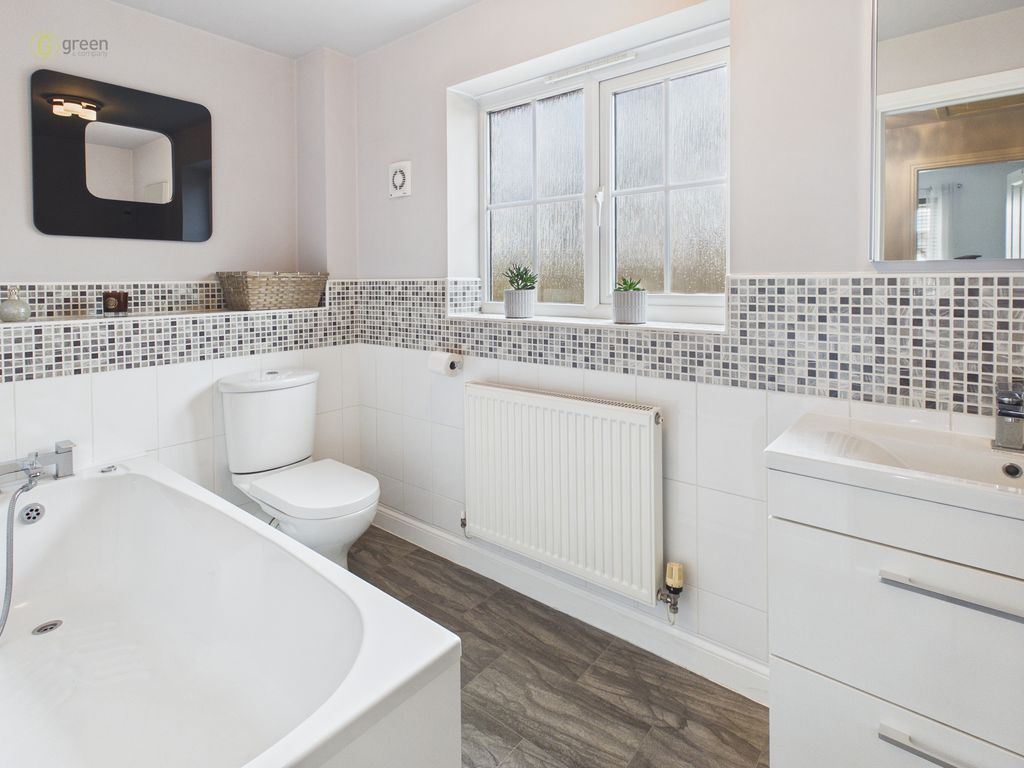 Additional image 25 of 5 bed town house for saleBarlow Avenue, Glascote, Tamworth B77