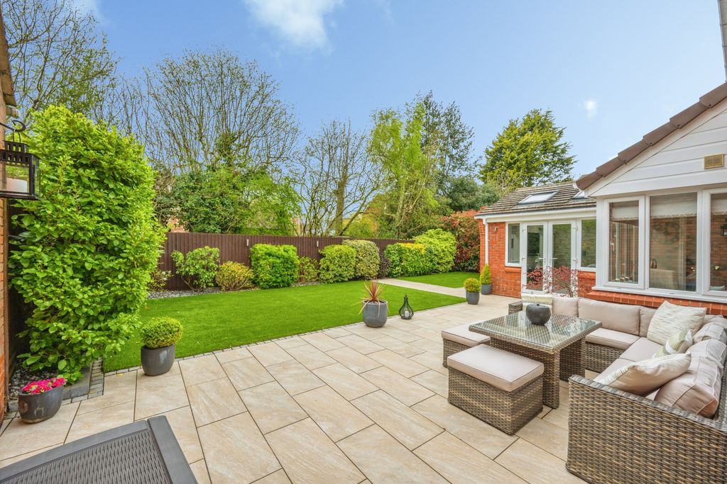 Additional image 2 of 5 bed detached house for saleEdwards Farm Road, Fradley WS13