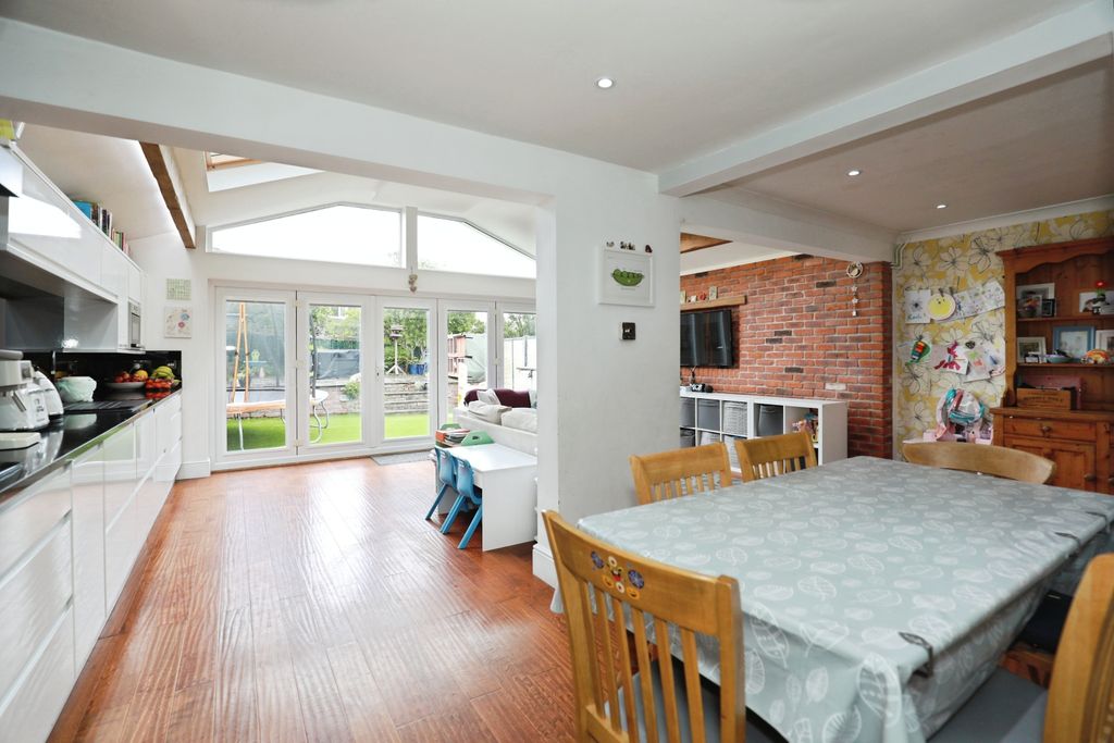 Additional image 4 of 3 bed semi-detached house for saleRochford Close, Leek ST13