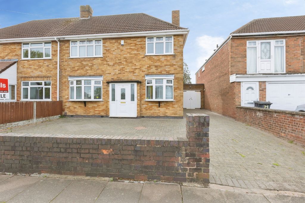 3 bed semi-detached house for saleEthel Road, Leicester LE5