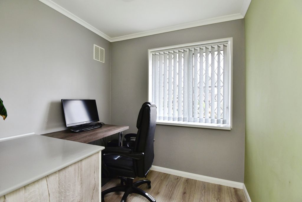 Additional image 20 of 4 bed semi-detached house for saleGreenbank Road, May Bank, Newcastle ST5