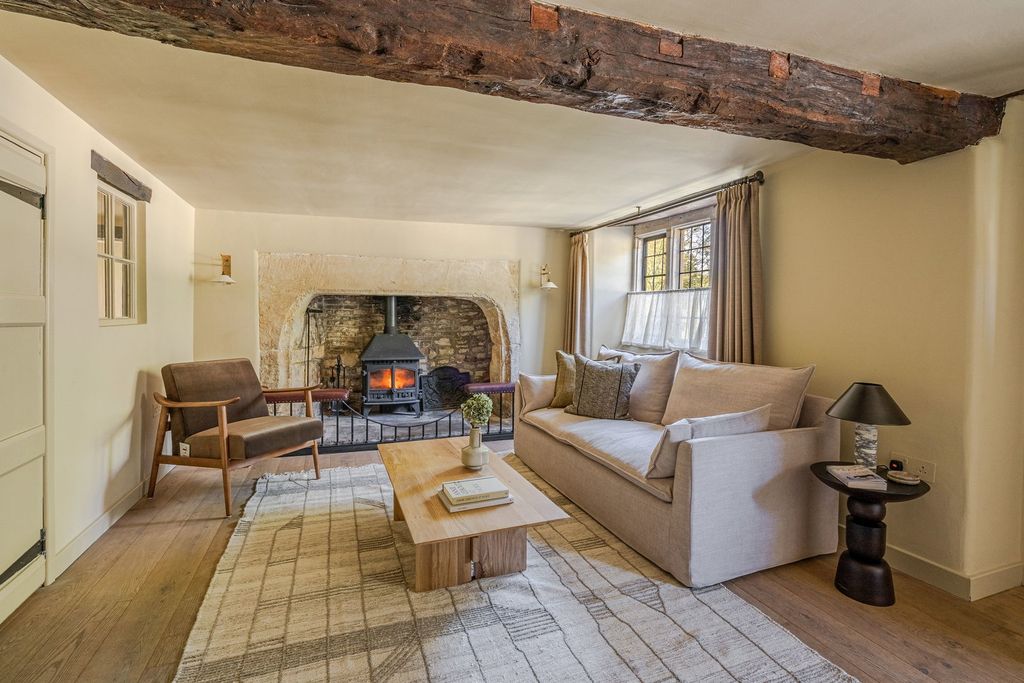 4 bed cottage for saleWaterside, Castle Combe SN14 photo 2