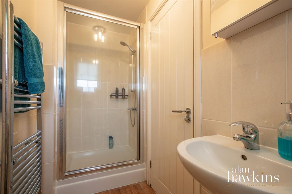 Additional image 14 of 2 bed flat for saleDaisy Brook, Royal Wootton Bassett SN4