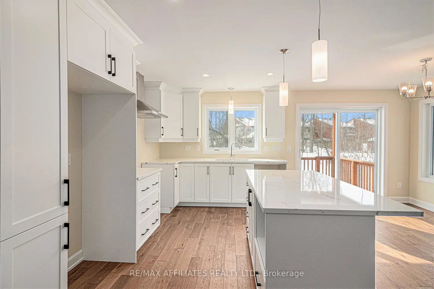 Additional image 4 of 363 Voyageur Place
