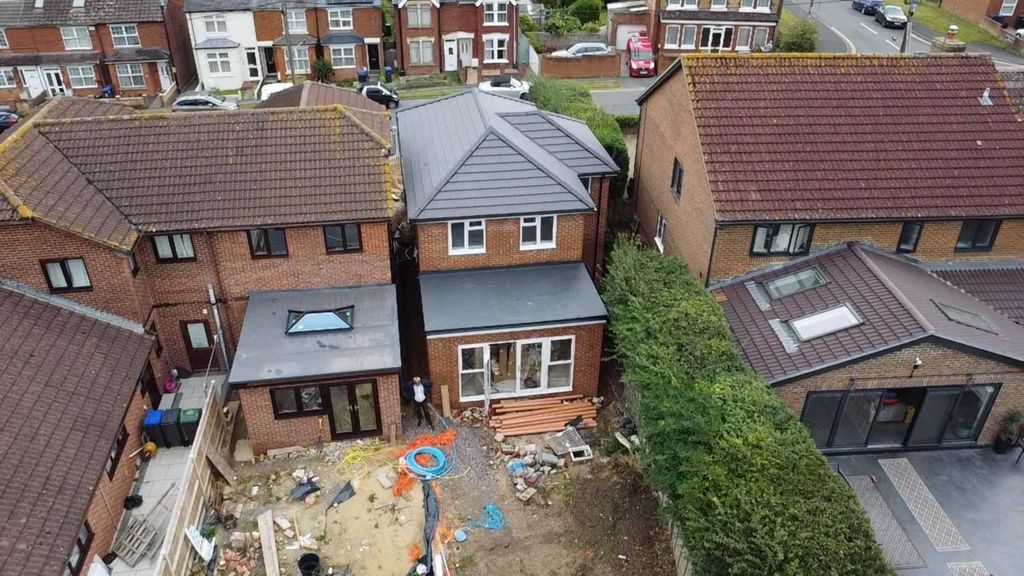 Additional image 2 of 3 bed detached house for saleBulford Road, Durrington, Salisbury SP4