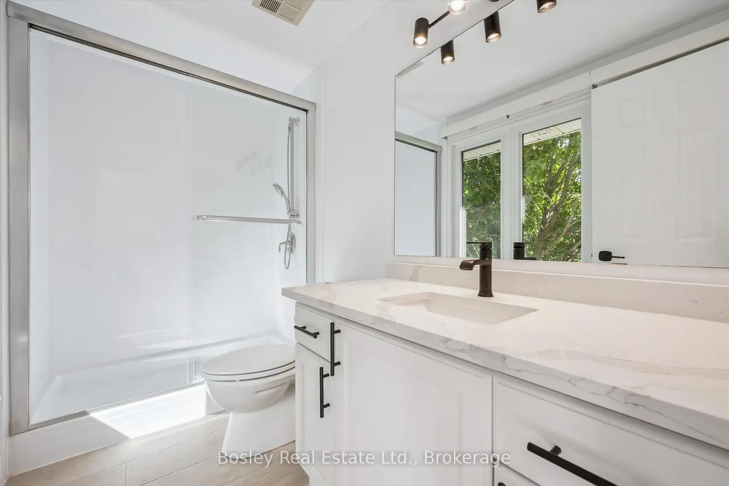 Additional image 6 of 941 Gordon Street 64