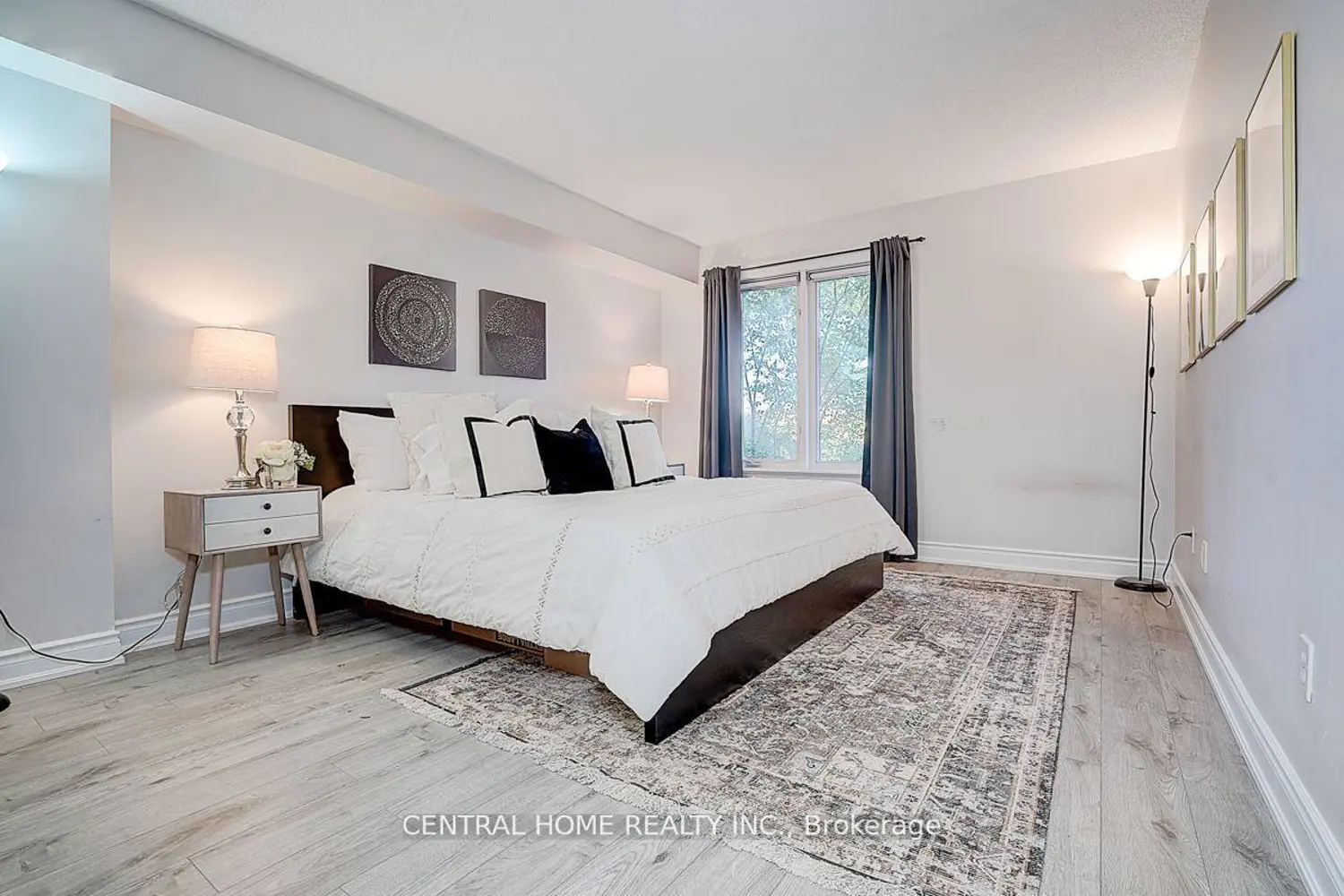 Additional image 15 of 988 Sheppard Avenue 11