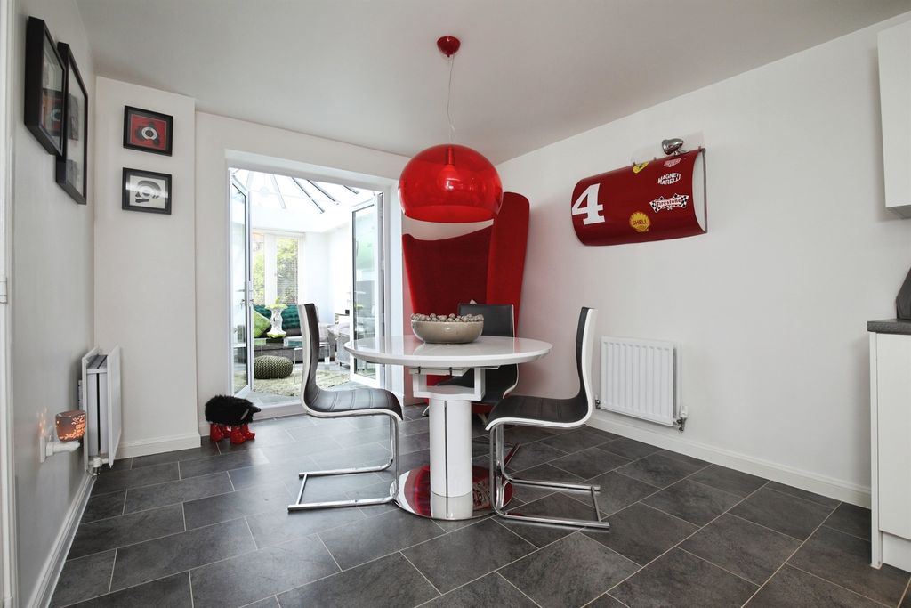 Additional image 7 of 4 bed detached house for saleBeckingham Road, Amesbury, Salisbury SP4