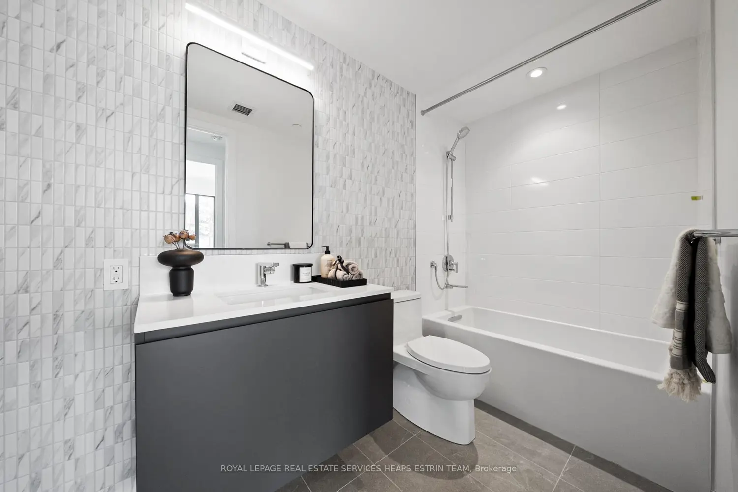 Additional image 15 of 1414 Bayview Avenue 601