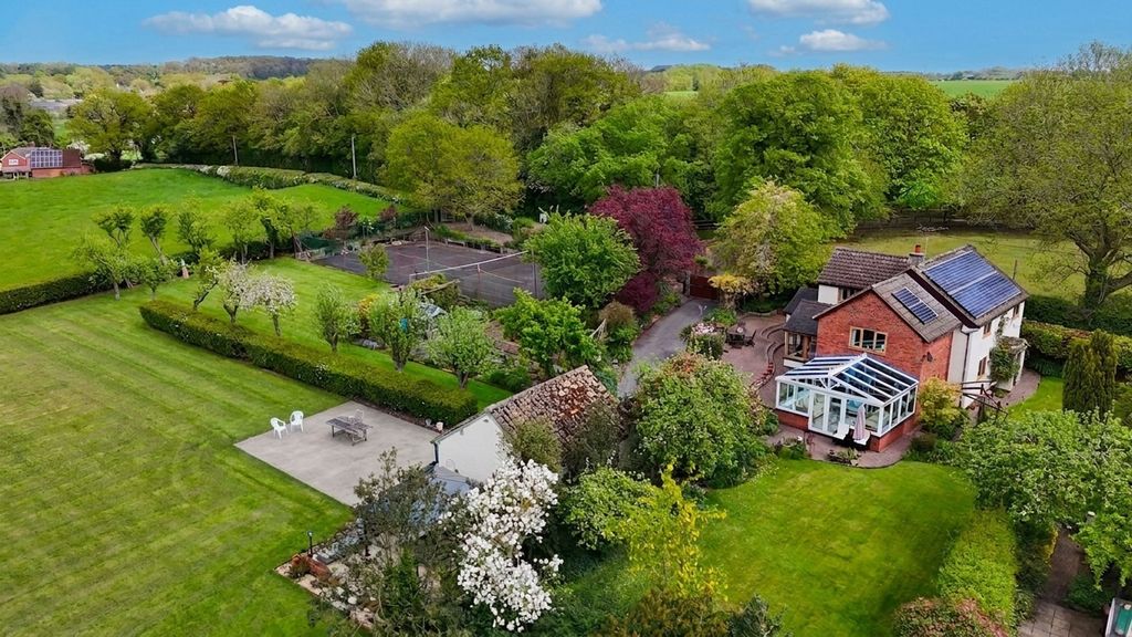 Additional image 2 of 4 bed detached house for saleStowe-By-Chartley, Stafford ST18