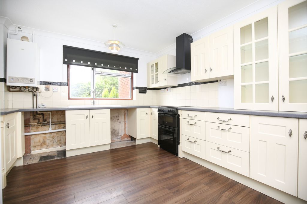 Additional image 3 of 3 bed terraced house for saleEdale, Wilnecote, Tamworth B77