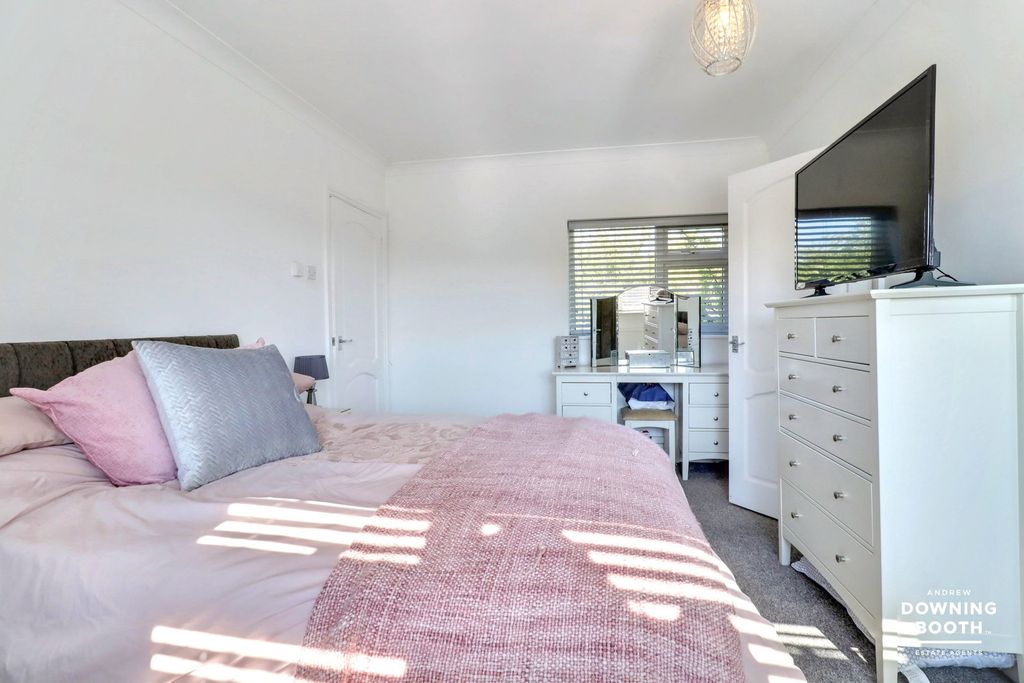 Additional image 17 of 4 bed detached house for saleCricket Lane, Lichfield WS14