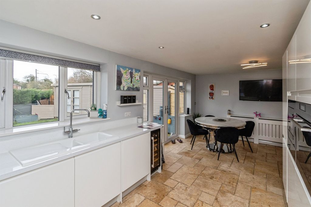Additional image 5 of 4 bed detached house for saleStation Street, Cheslyn Hay, Walsall WS6