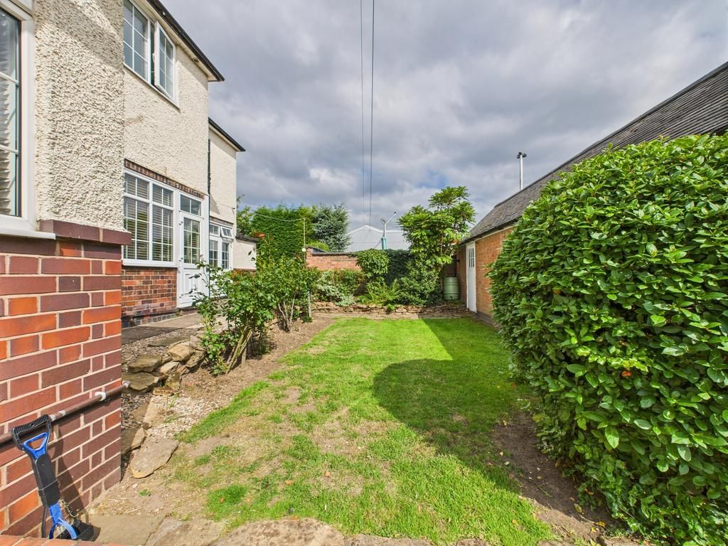 Additional image 33 of 5 bed semi-detached house for saleMeadhurst Road, Leicester LE3