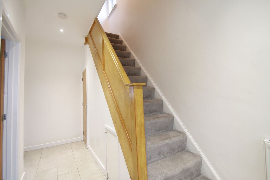 Additional image 8 of 3 bed detached house for saleDumbleton Avenue, Rowley Fields, Leicester LE3
