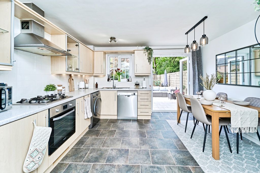 Additional image 4 of 4 bed semi-detached house for salePioneer Way, Stafford ST17