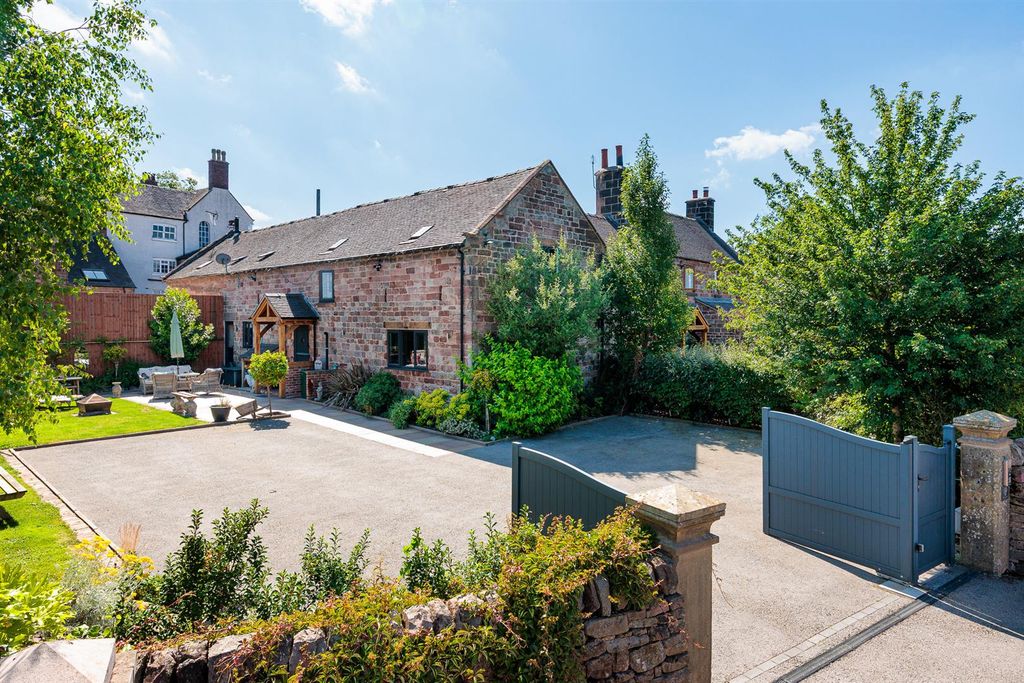 4 bed property for saleOstlers Lane, Cheddleton ST13