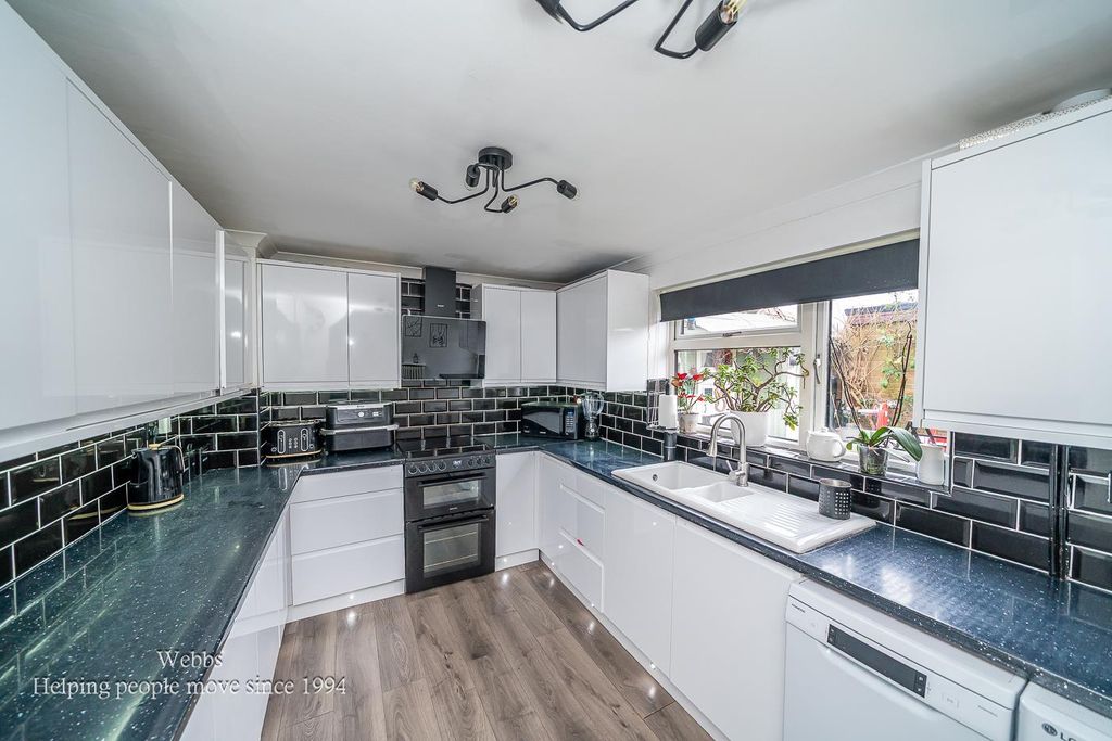 Additional image 7 of 3 bed end terrace house for saleThe Uplands, Great Haywood, Stafford ST18