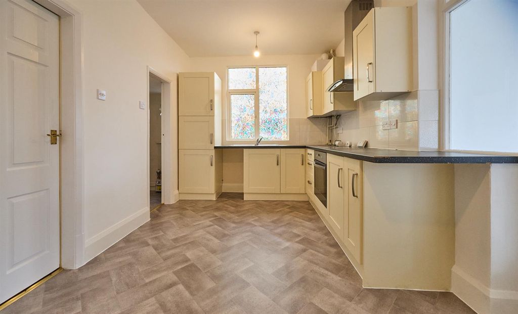 Additional image 6 of 3 bed semi-detached house for salePark Road, Earl Shilton LE9