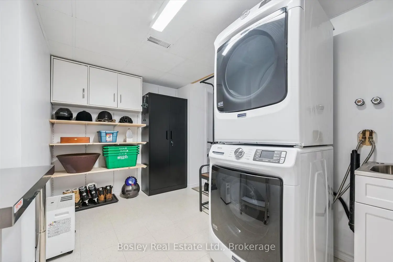 Additional image 12 of 941 Gordon Street 64