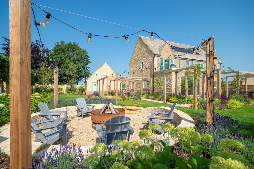 Additional image 20 of 4 bed detached house for saleKing's Water, Spine Road West, Ashton Keynes, Cirencester SN6.