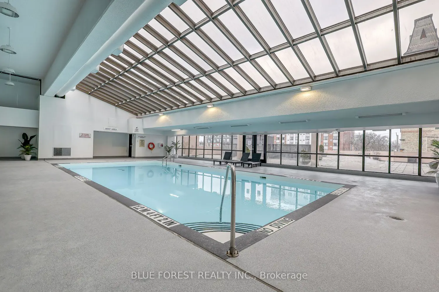 Additional image 10 of 389 Dundas Street 1705