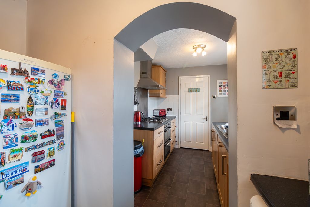 Additional image 12 of 3 bed semi-detached house for saleHayworth Close, Tamworth B79