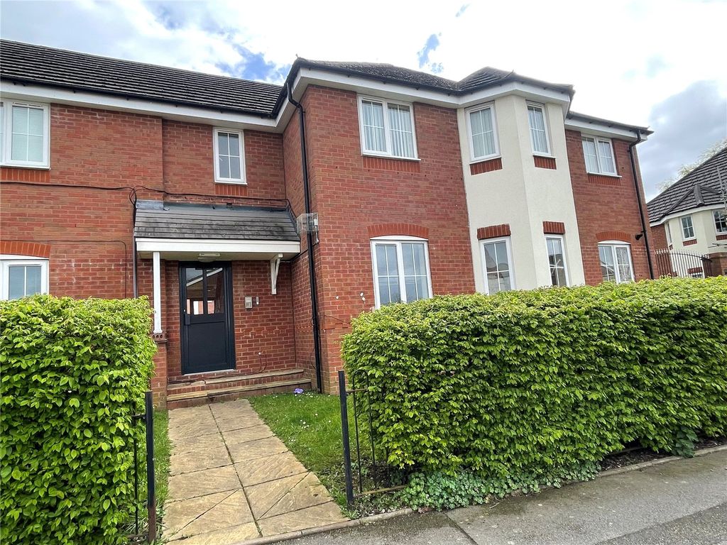 2 bed flat for saleParish Court, Walsall WS3