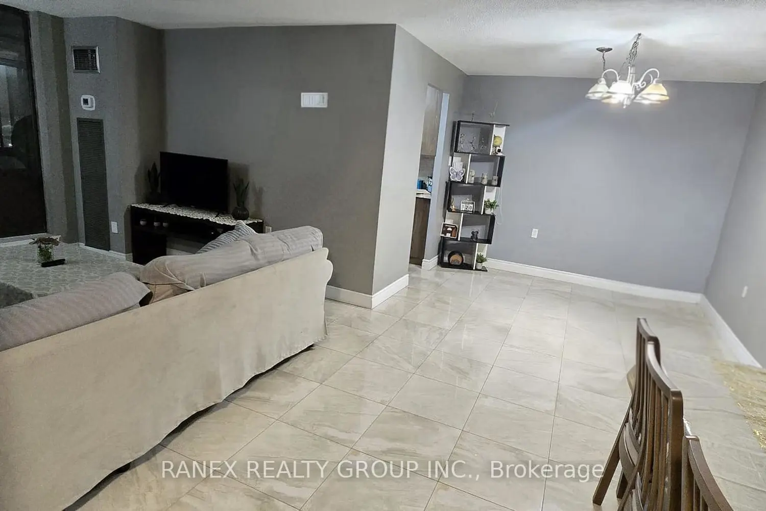 Additional image 8 of 18 Knightsbridge Road 1105
