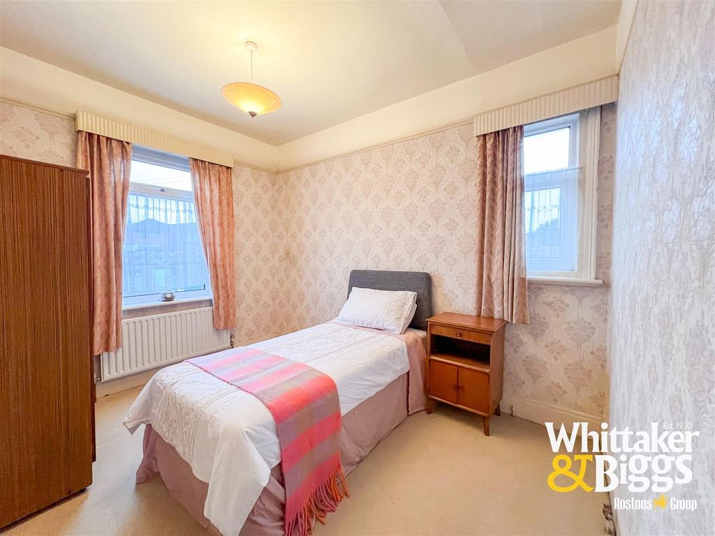 Additional image 8 of 5 bed end terrace house for saleOsborne Street, Leek ST13