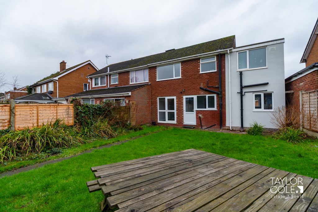 Additional image 28 of 4 bed semi-detached house for saleHighcliffe Road, Tamworth B77