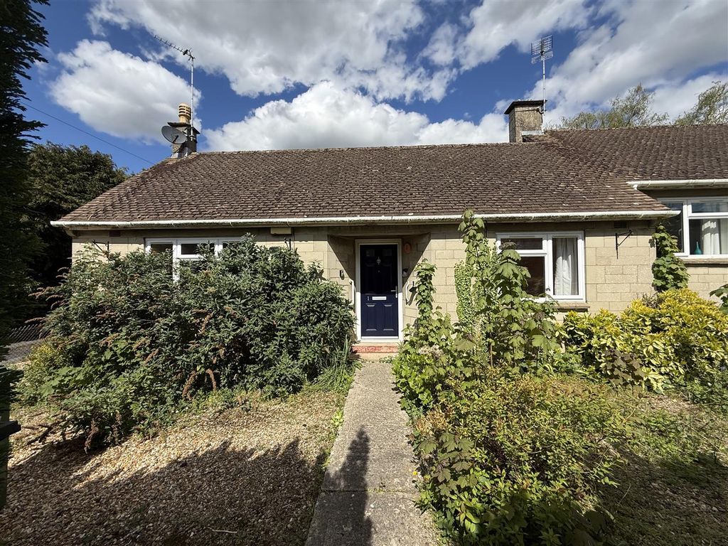 2 bed terraced bungalow for saleBargates, Box, Corsham SN13