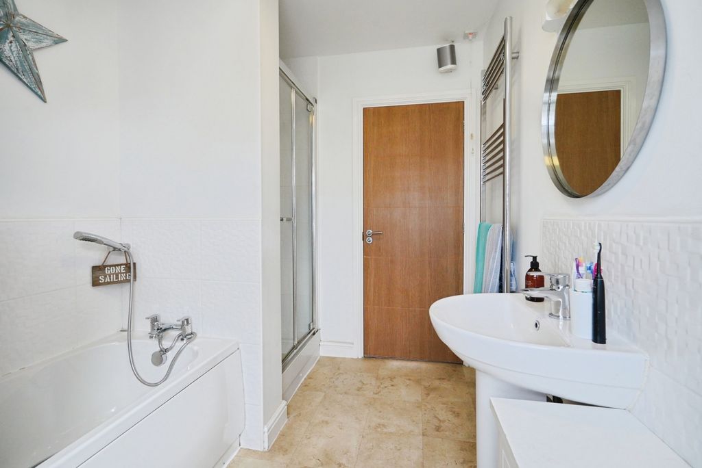 Additional image 16 of 4 bed detached house for saleMagnolia Close, Tutbury, Burton-On-Trent, Staffordshire DE13