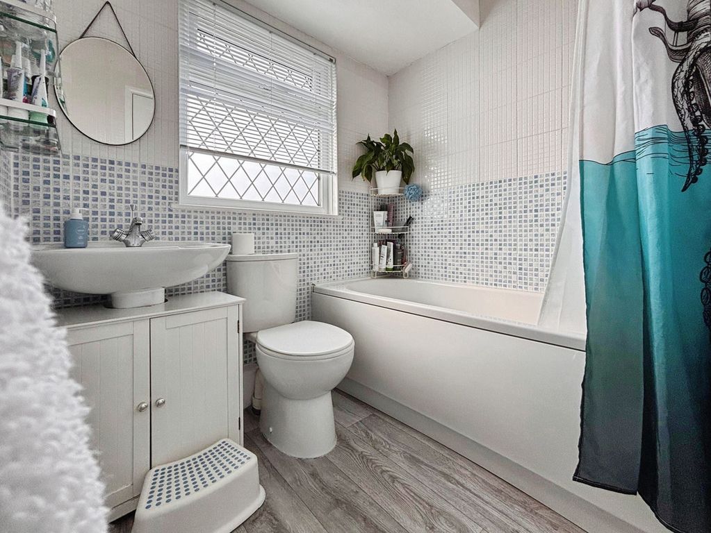Additional image 14 of 3 bed detached house for saleRusset Close, Hatton DE65