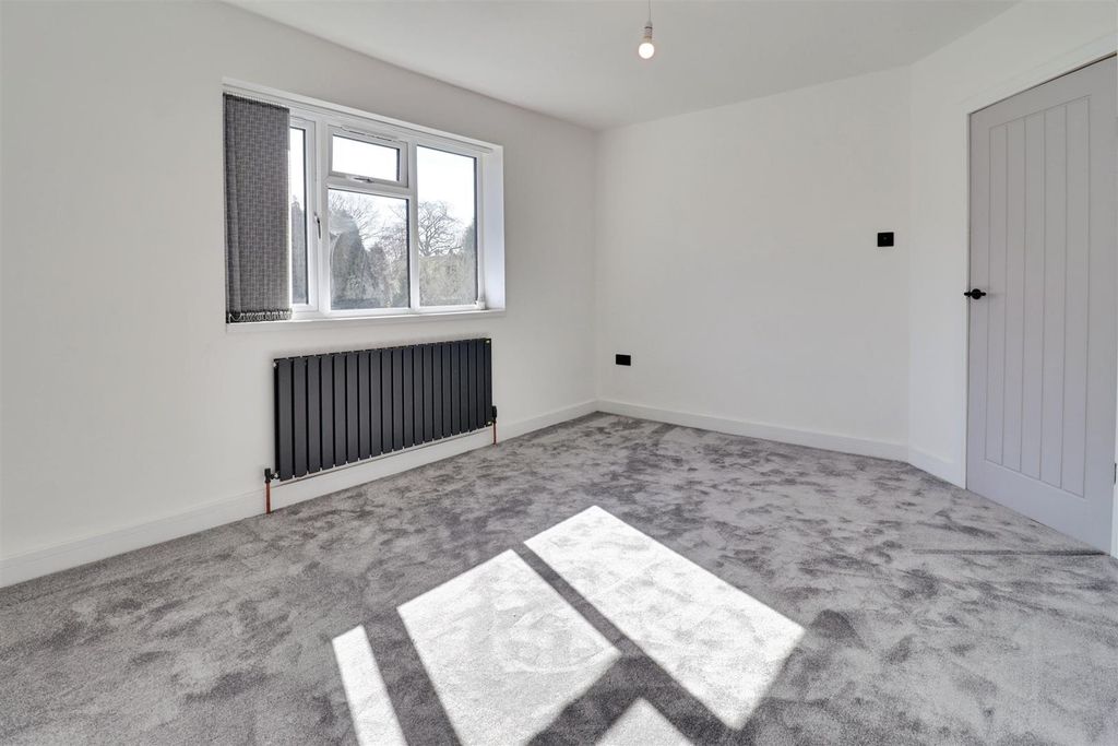 Additional image 26 of 4 bed semi-detached house for saleLower Milehouse Lane, Newcastle ST5