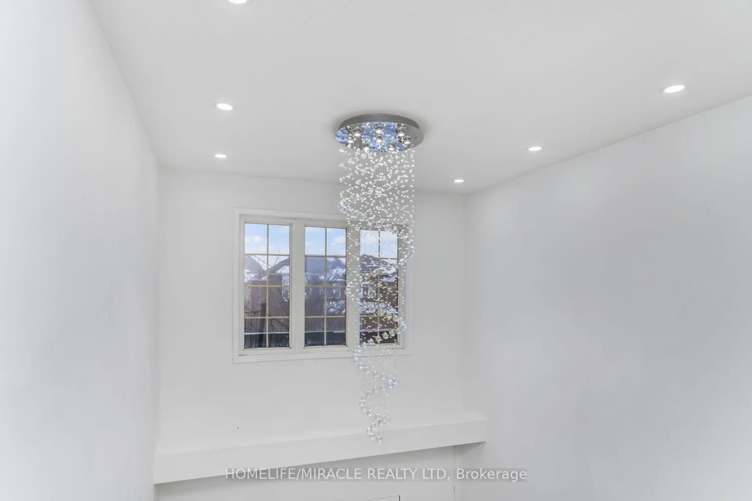 18 Dawes Road photo 2